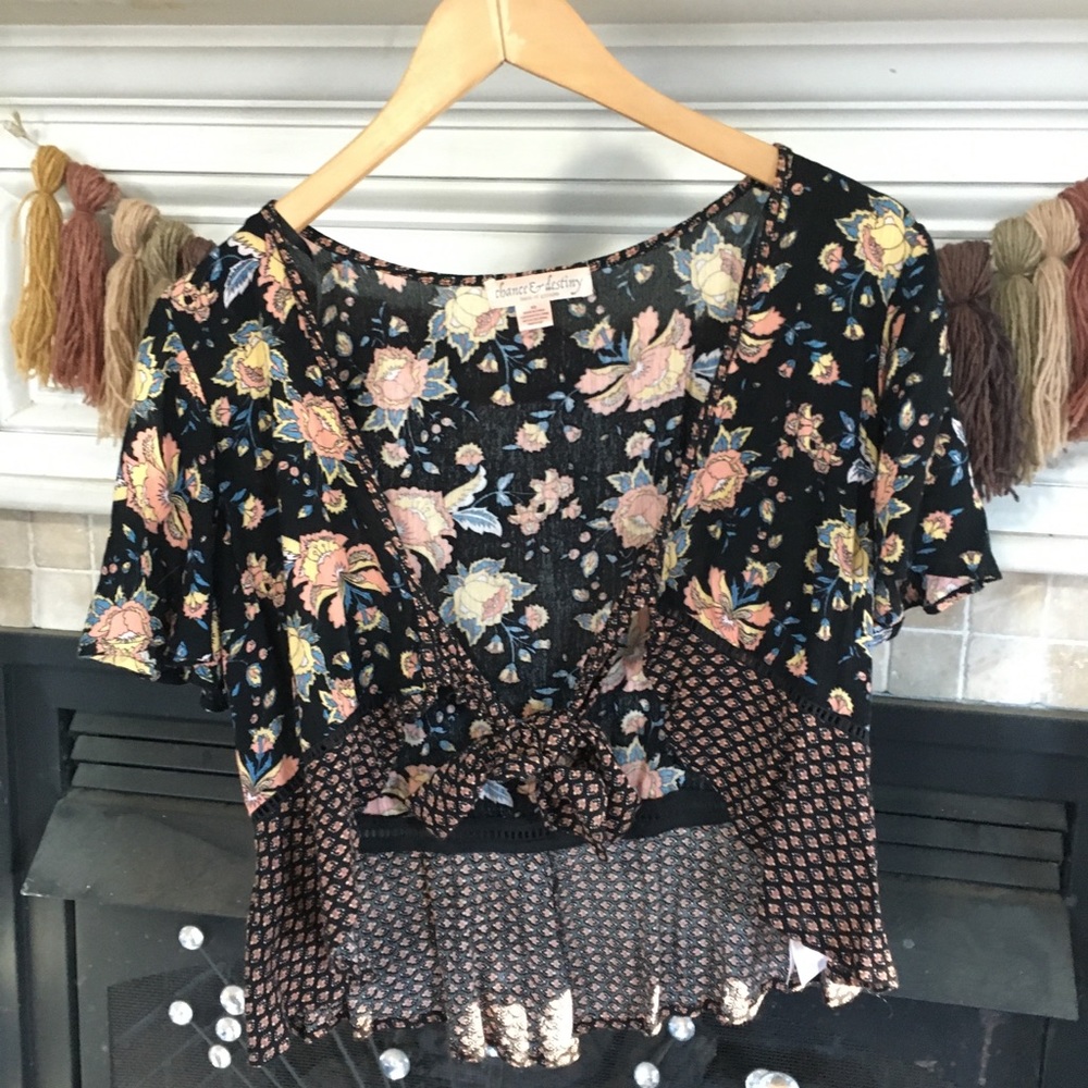 Front Tie Floral Top